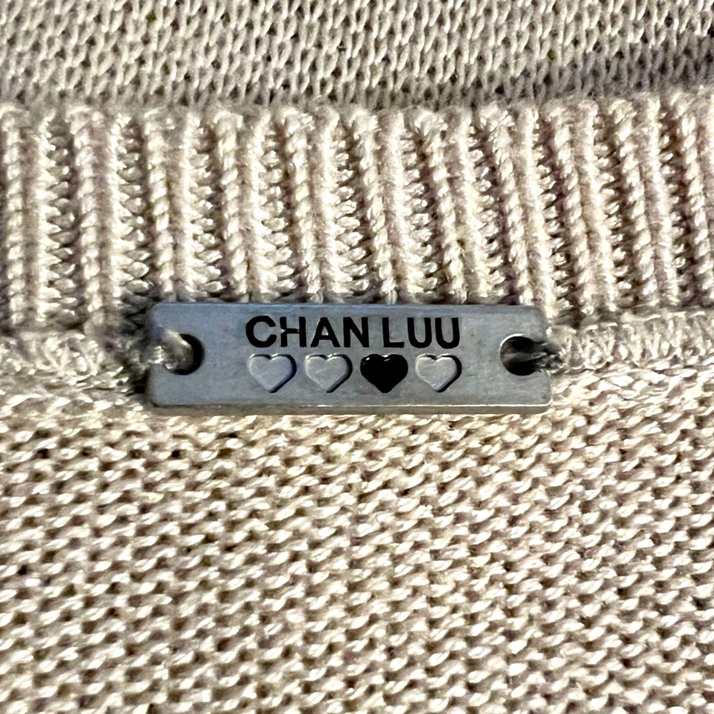 CHAN LUU. EUC.Stunning designer cardigan sweater with silk underlay. Almandine.M - Picture 12 of 12